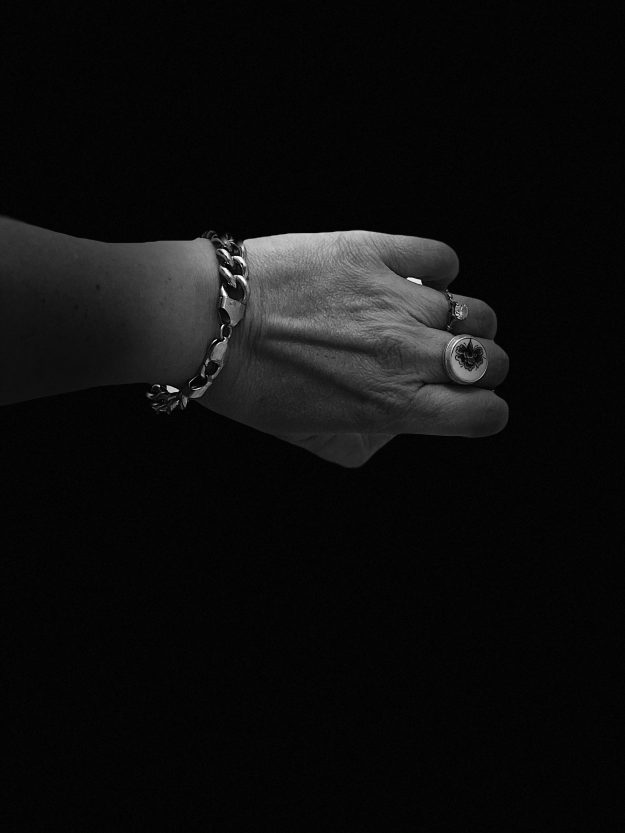 Melanie-Sherman-Ceramics-Jewelry-Vanda-Customer-shot