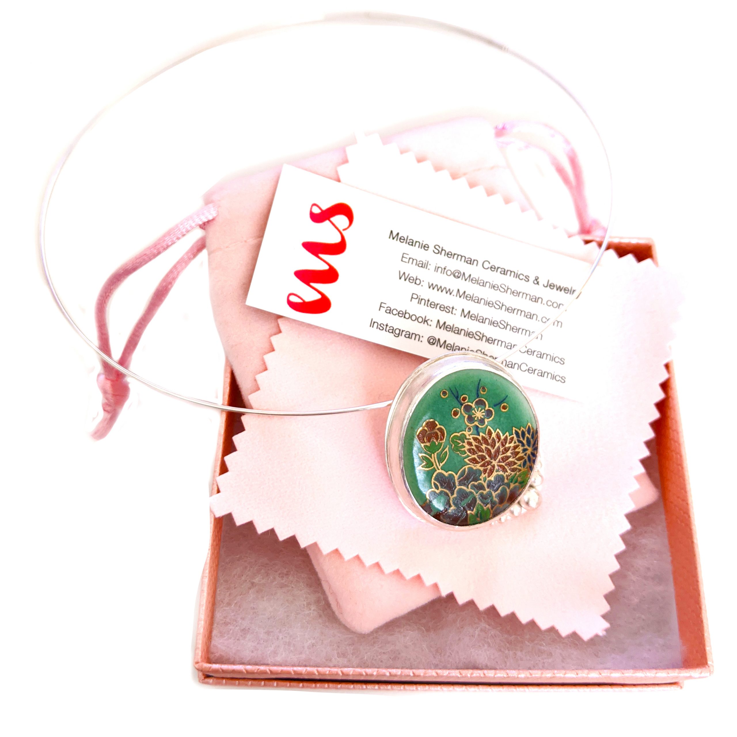 Necklace-pendant-Celadon-porcelain-vintage-japanese-flower-arrangement-rose-cherry-blossom-chrysanthemum-Melanie-Sherman-01-02