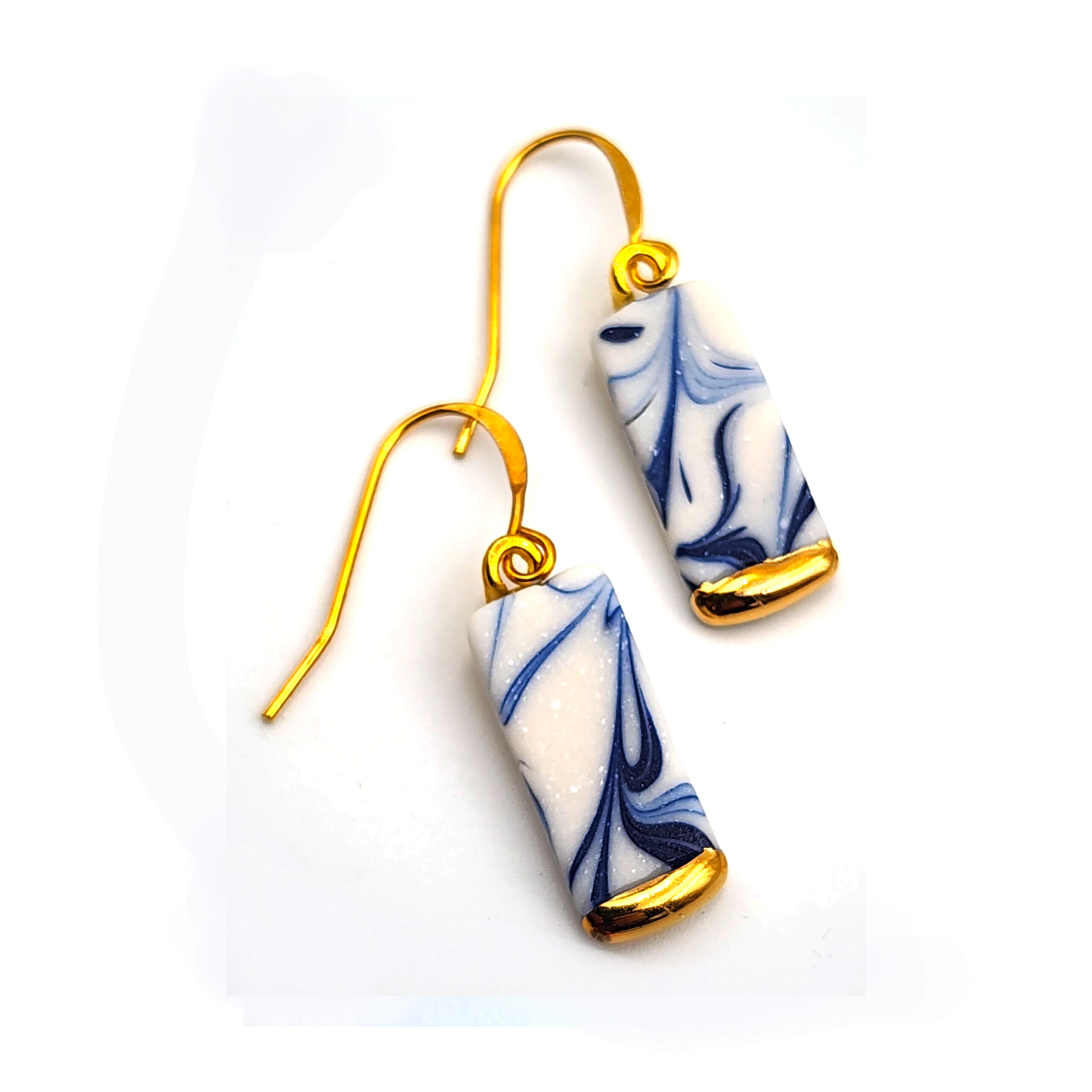 Dangles_Blue&White_02-01