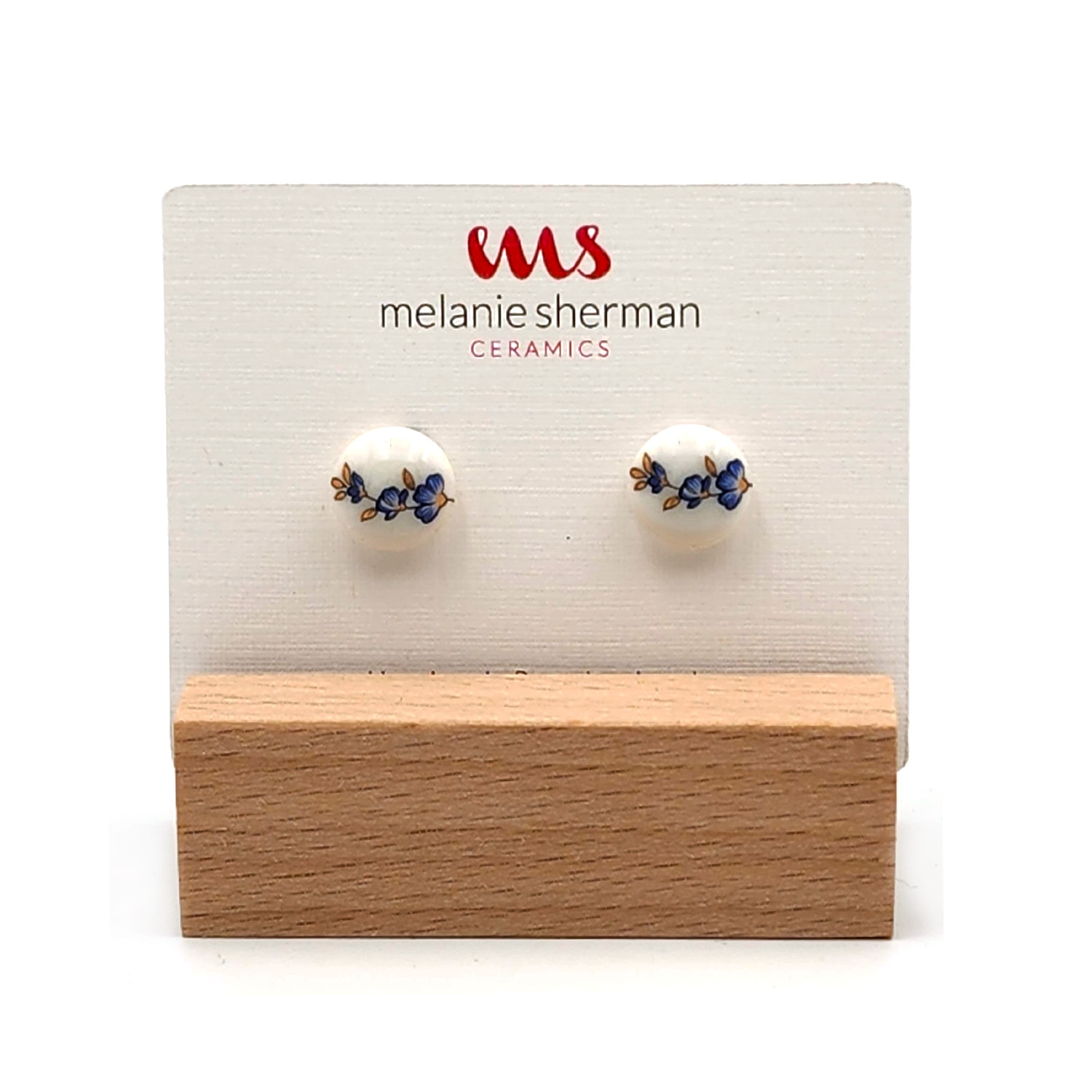 Studs_Blue_01-01